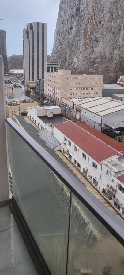 The Hub Gibraltar Apartment Екстериор снимка